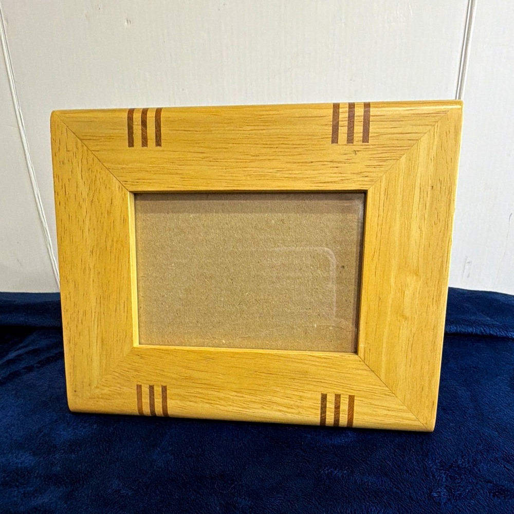 90s Vintage Light Wood Photo Frame 3x5 Dual Tone Geometric Inlay Accent Desk